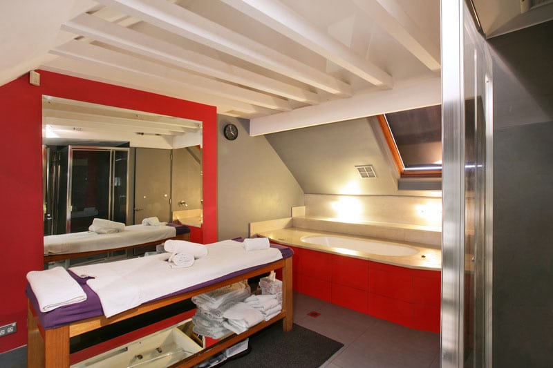 Room 6